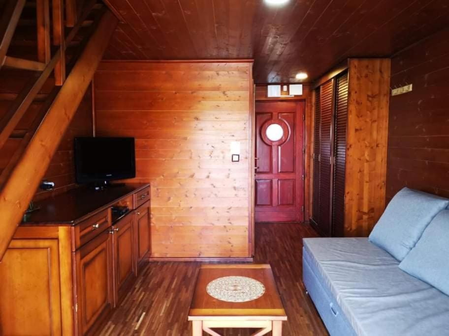 Apartman Na Vode Сенець Екстер'єр фото